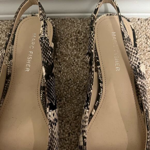 Marc Fisher Ansli Snakeskin Sling Back Flat Mules 5.5 - Picture 5 of 7